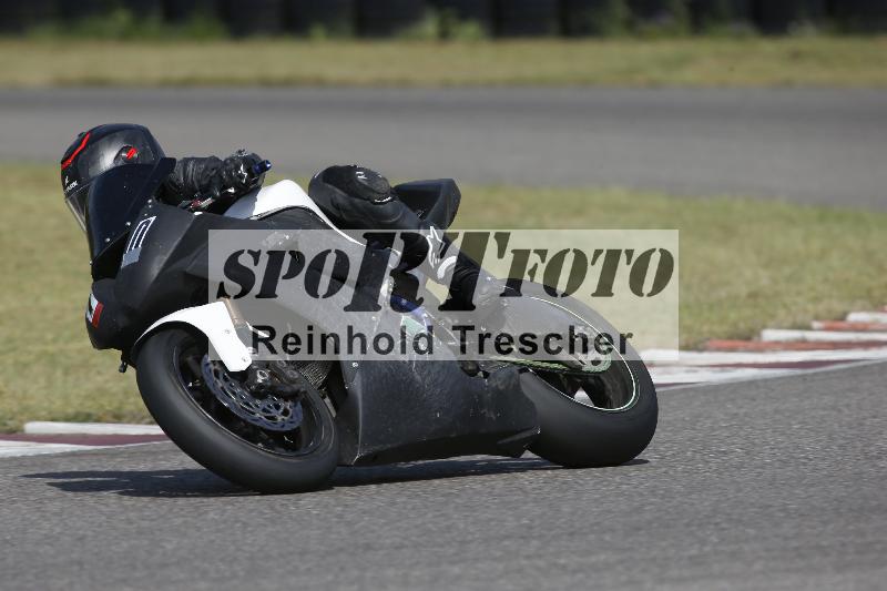 /11 28.04.2026  PROMAX ADR/Gruppe rot/70